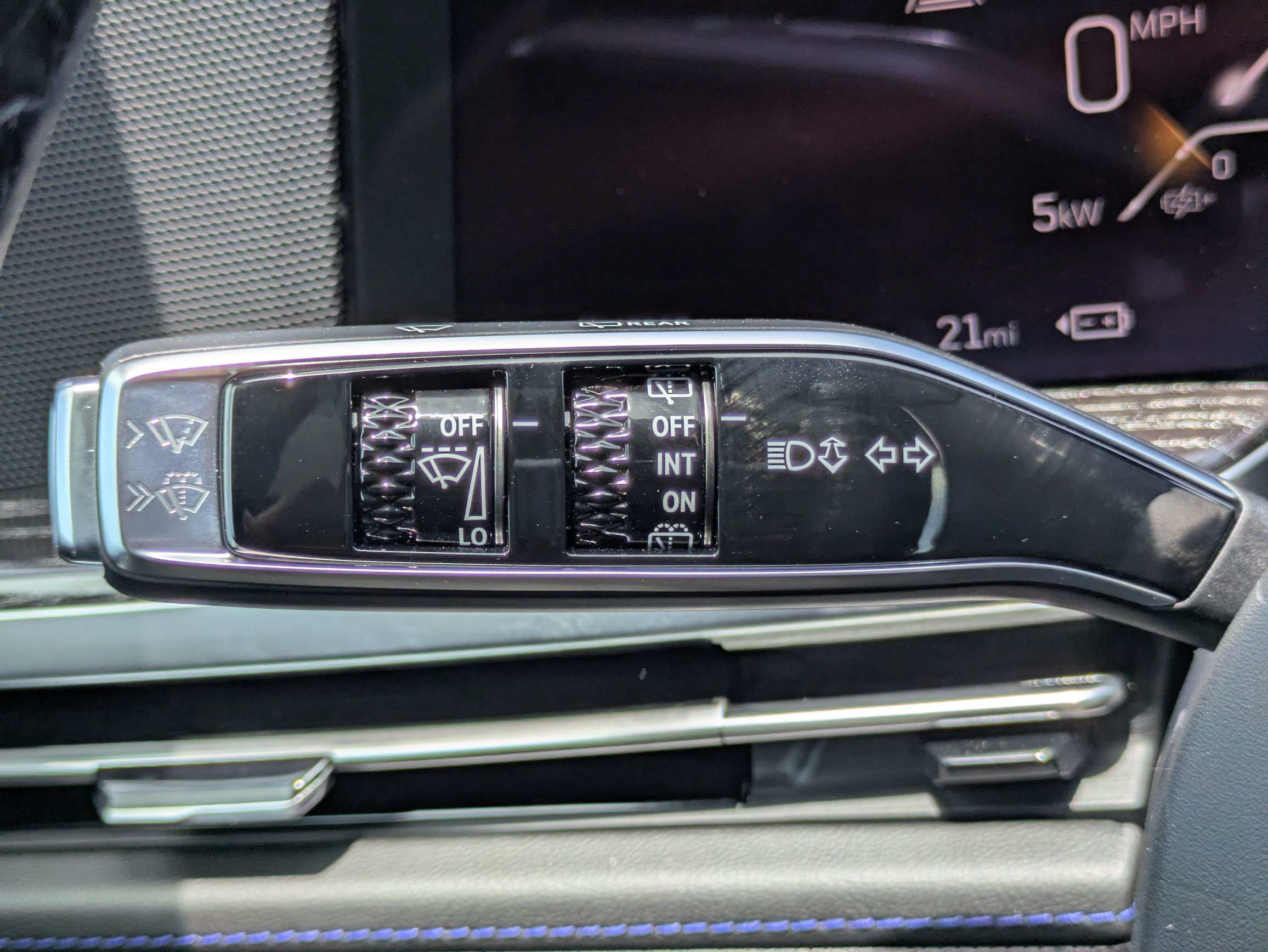 New 2026 Cadillac Escalade IQ Luxury 1 AWD/4WD image 19
