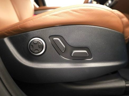 Used 2024 Genesis GV70 2.5T w/ Advanced Package image 35