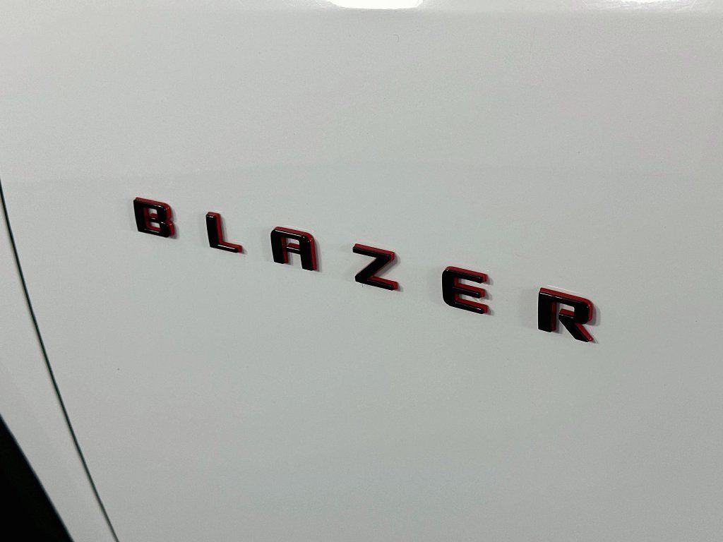 Used 2020 Chevrolet Blazer LT w/ Redline Edition FWD image 28
