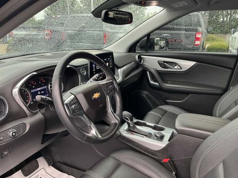 Used 2023 Chevrolet Blazer LT FWD image 18