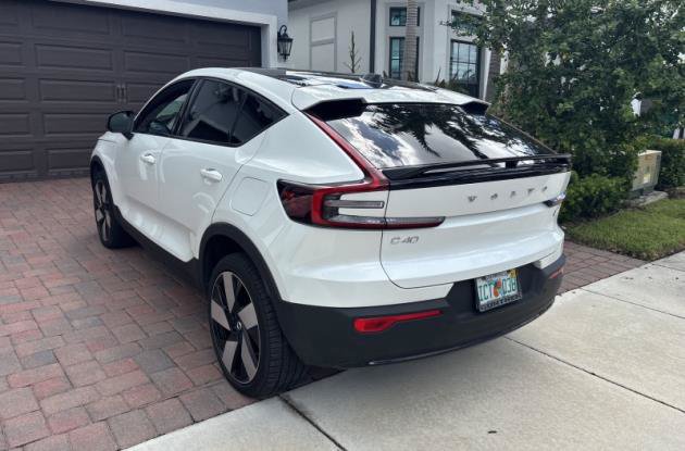 Used 2023 Volvo C40 P8 Recharge Plus w/ Climate Package AWD/4WD image 4