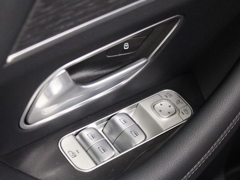 Certified 2026 Mercedes-Benz GLS 450 4MATIC image 17