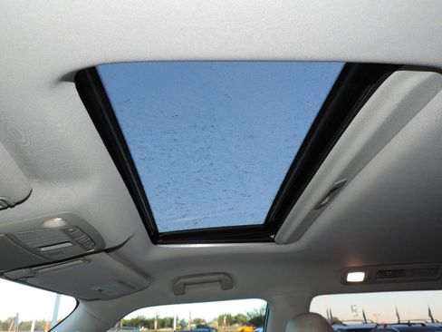 Used 2020 Nissan Armada SL w/ Premium Package image 19