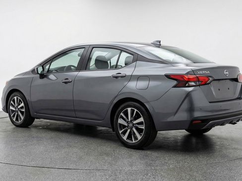 Used 2025 Nissan Versa SV FWD image 6