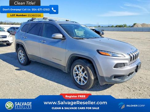 Used 2016 Jeep Cherokee Latitude AWD/4WD image 5