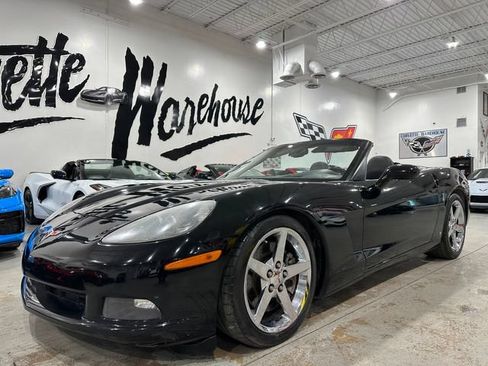 Used 2007 Chevrolet Corvette Convertible w/ Preferred Equipment Group RWD image 25