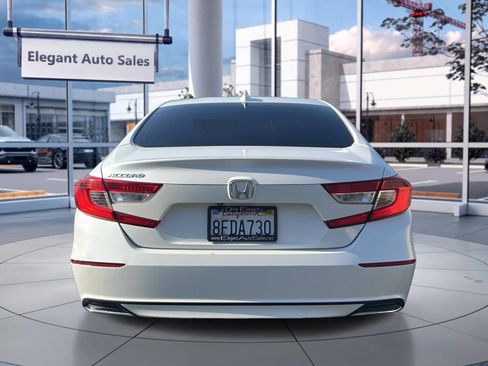Used 2018 Honda Accord LX image 7