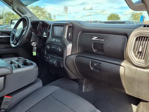 Used 2020 Chevrolet Silverado 1500 Custom Trail Boss image 12