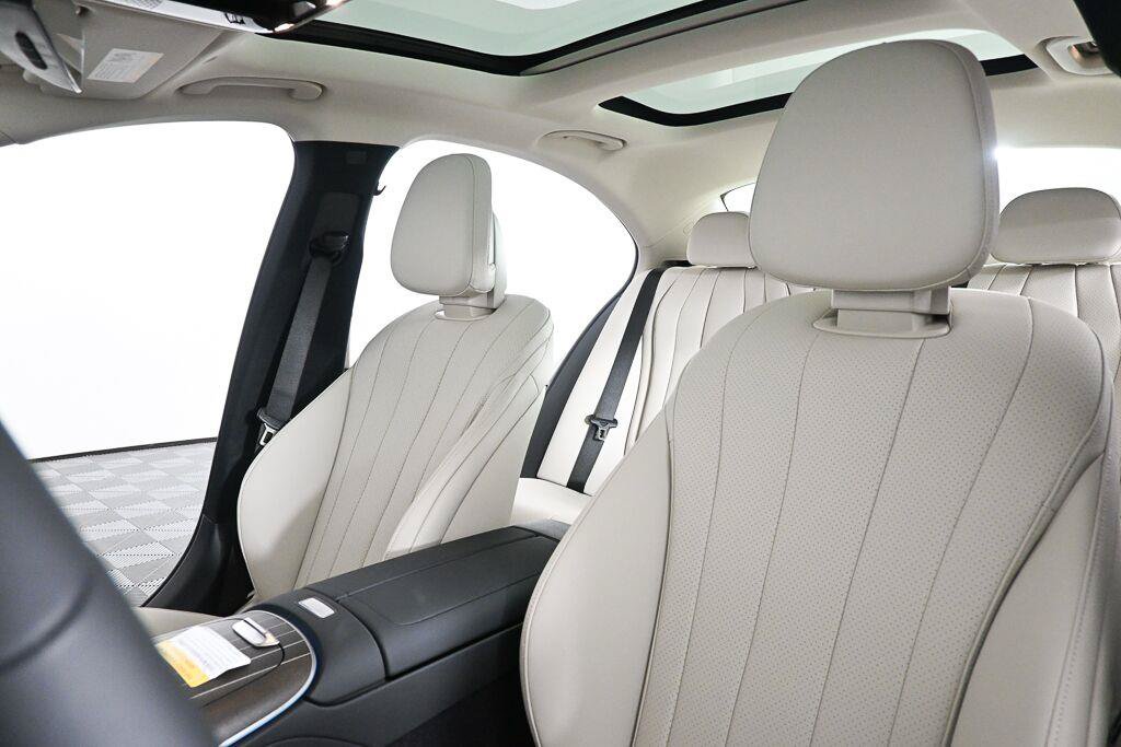 Used 2026 Mercedes-Benz E 350 Sedan image 5