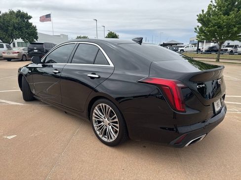 Used 2021 Cadillac CT4 Premium Luxury RWD image 2