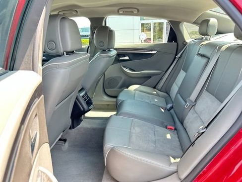 Used 2014 Chevrolet Impala LT w/ Premium Seating Package FWD image 12