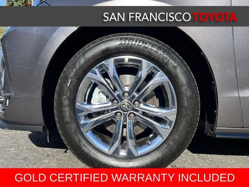 Certified 2022 Toyota Sienna XSE image 9