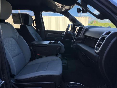 Used 2022 RAM 1500 Big Horn AWD/4WD image 27