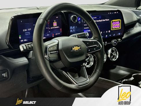 Used 2024 Chevrolet Blazer EV LT AWD/4WD image 14