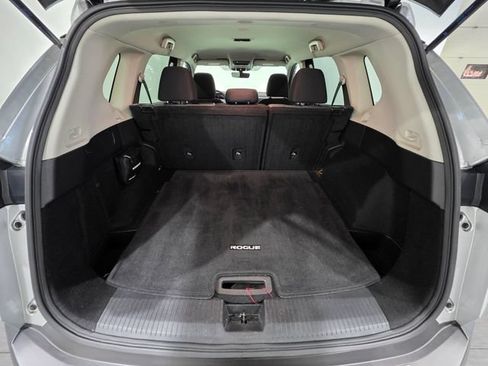 Used 2023 Nissan Rogue SV AWD/4WD image 21