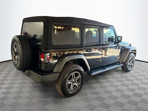 Used 2021 Jeep Wrangler Unlimited Sport S image 6