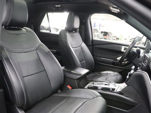 Used 2021 Ford Explorer ST w/ Equipment Group 401A image 14