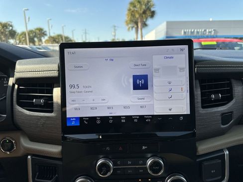 Used 2024 Ford Expedition Max Limited image 26