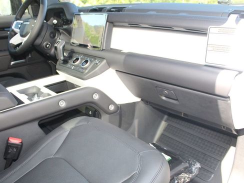 New 2025 Land Rover Defender 130 S AWD/4WD image 24