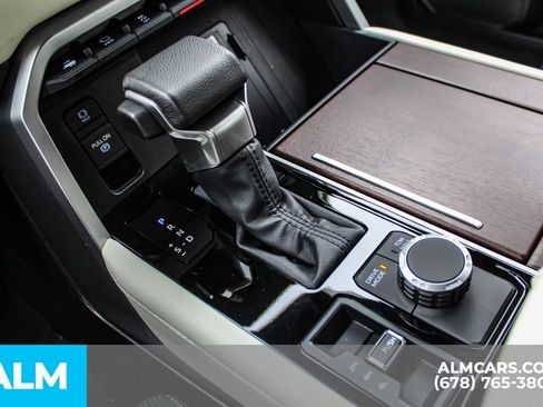 Used 2024 Toyota Sequoia Capstone image 40