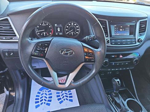 Used 2017 Hyundai Tucson Sport image 13