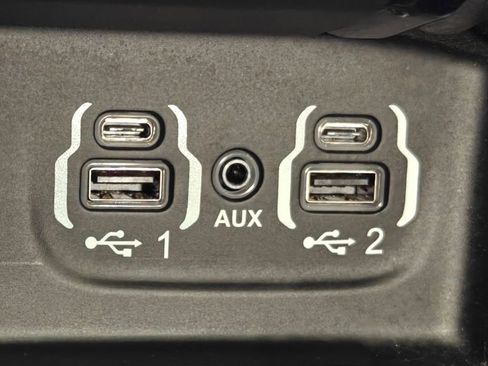 Used 2023 RAM 1500 Big Horn AWD/4WD image 50