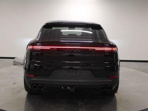 New 2026 Porsche Cayenne image 6