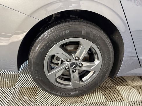 Used 2023 Kia K5 LXS image 30