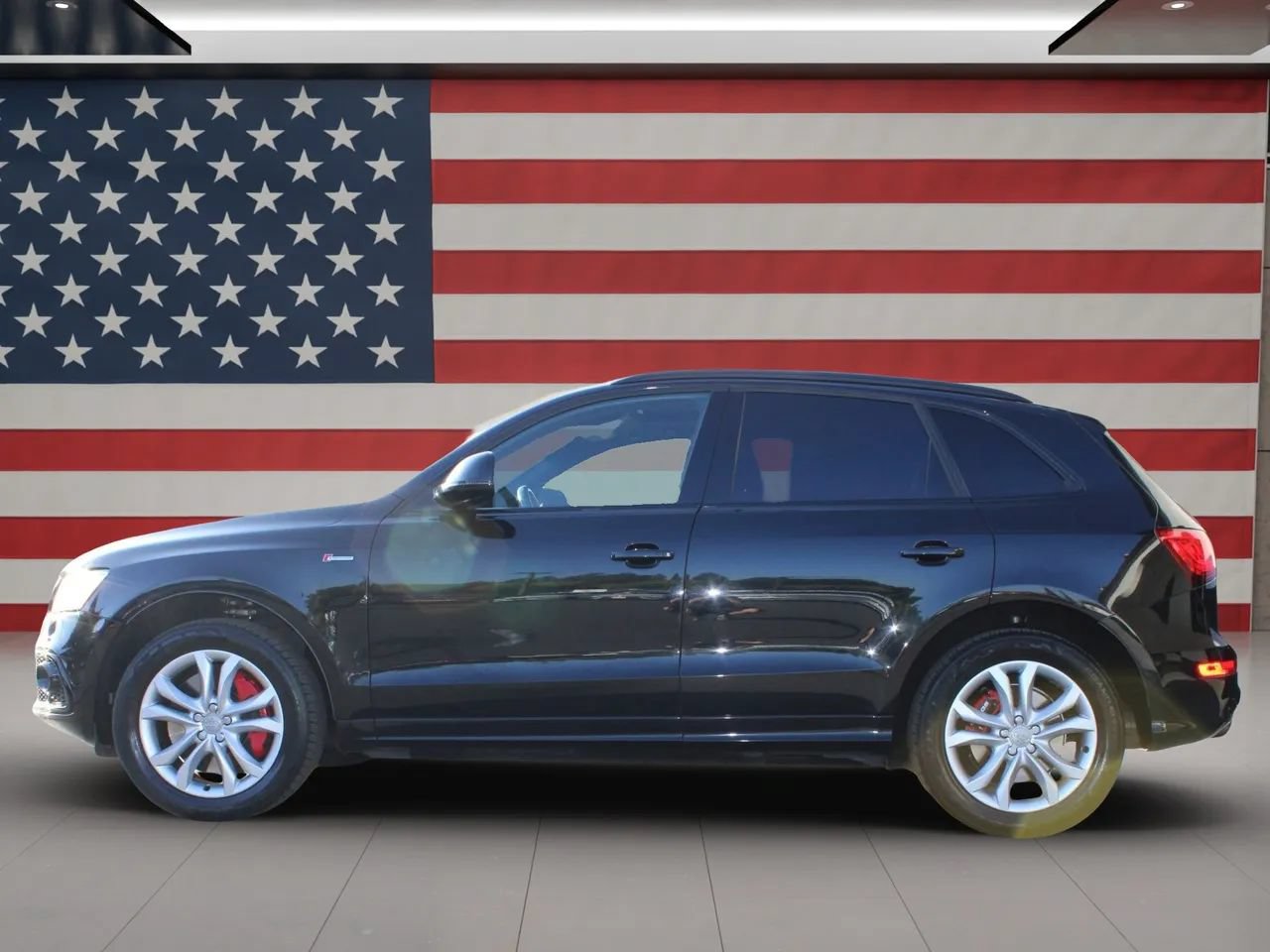 Used 2016 Audi SQ5 Premium Plus w/ Technology Package AWD/4WD image 7