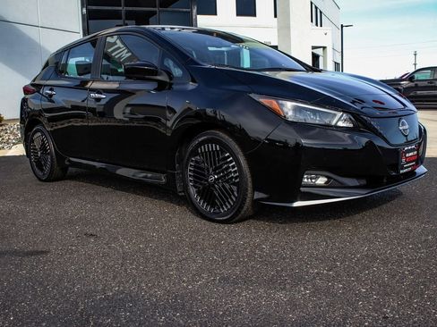 Used 2023 Nissan Leaf SV Plus image 3