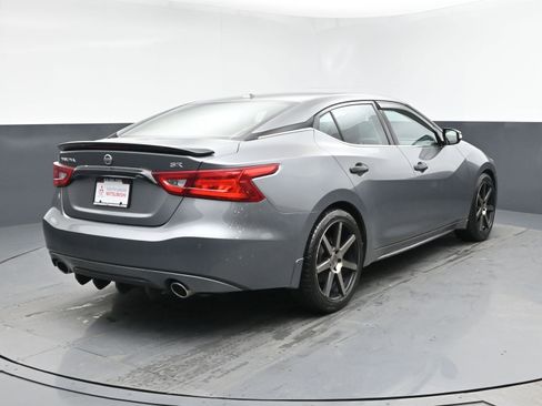 Used 2016 Nissan Maxima SR FWD image 17