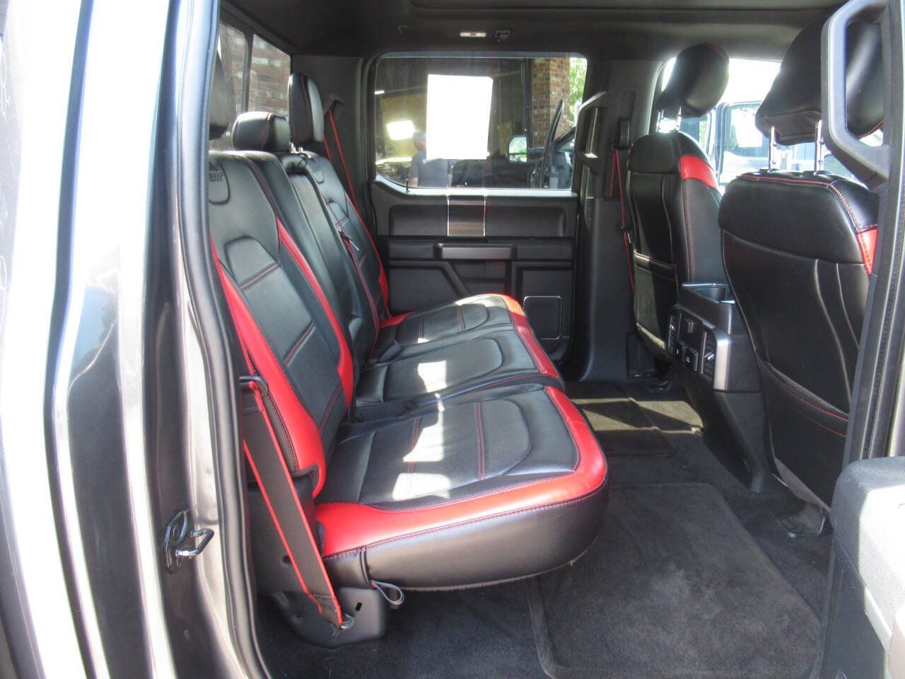 Used 2019 Ford F150 Lariat AWD/4WD image 13
