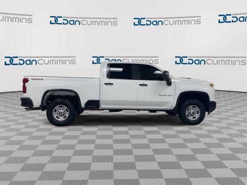 Used 2024 Chevrolet Silverado 2500 W/T image 9