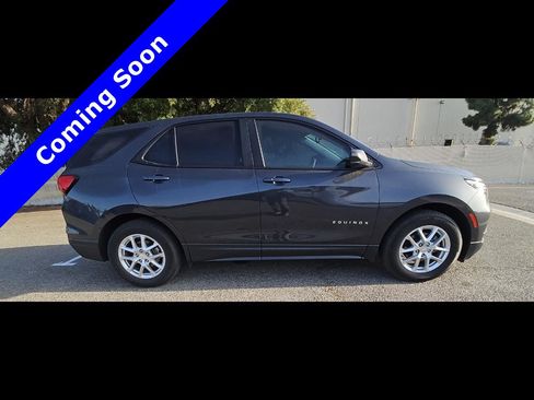 Used 2022 Chevrolet Equinox LS w/ LS Convenience Package FWD image 14