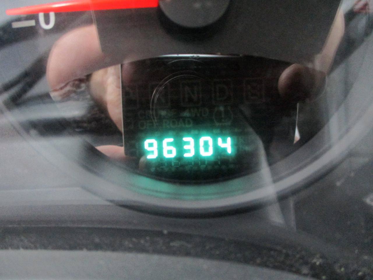Used 2010 Jeep Compass Sport FWD image 13