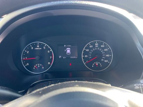 Used 2022 Kia Seltos LX image 39