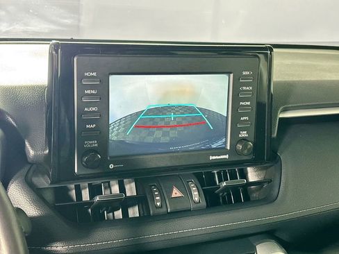 Used 2022 Toyota RAV4 XLE Premium w/ Carpet Mat Package (TMS) image 16