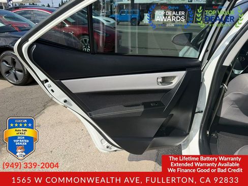 Used 2017 Toyota Corolla LE w/ Carpet Mat Package (TMS) FWD image 26
