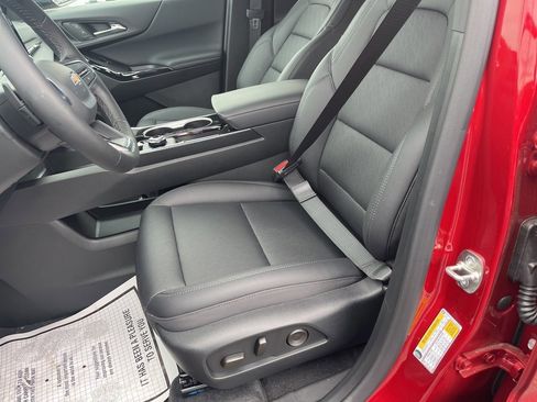 New 2026 Chevrolet Equinox LT w/ Convenience Package II image 11