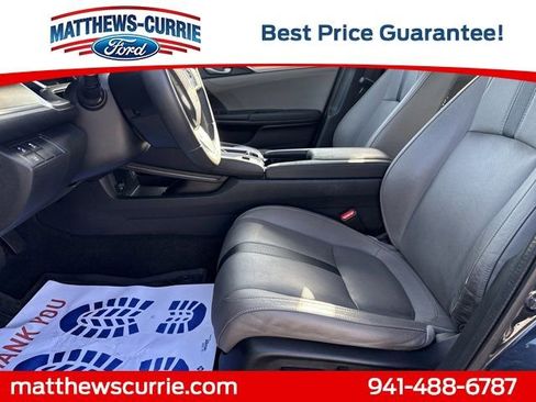 Used 2016 Honda Civic Touring image 9