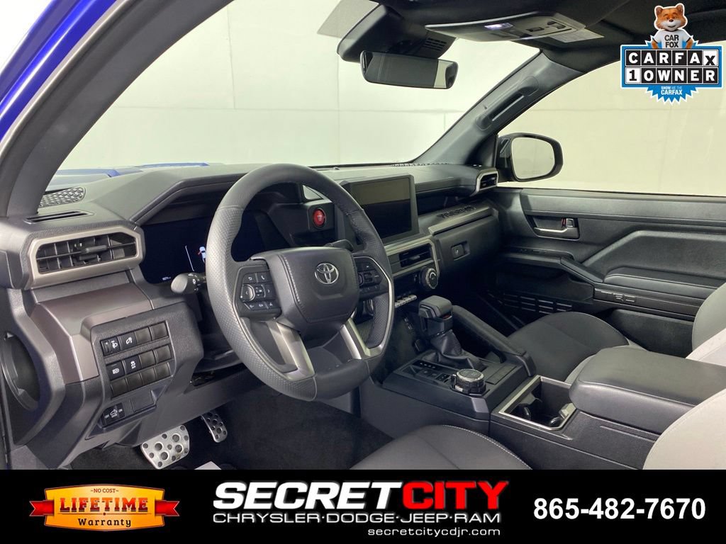 Used 2025 Toyota Tacoma TRD Sport AWD/4WD image 11