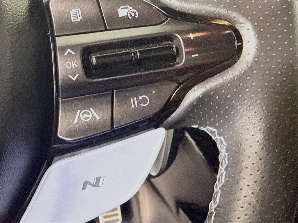 Used 2025 Hyundai Elantra N FWD image 14