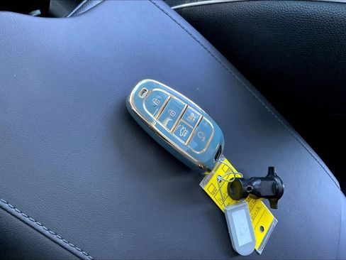 Used 2023 Hyundai Palisade Limited w/ Cargo Package image 36