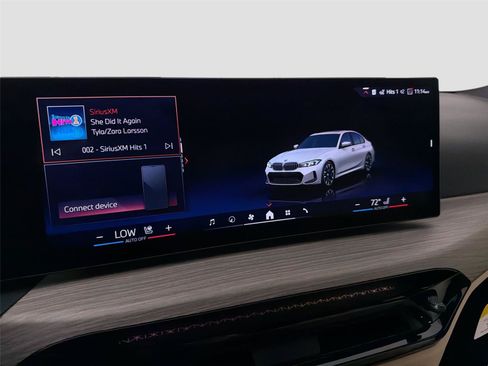New 2026 BMW 330i Sedan w/ M Sport Package RWD image 16