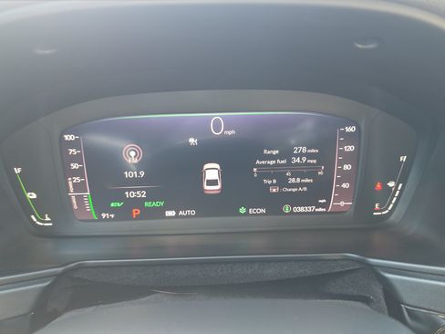 Used 2024 Honda Accord Touring image 9