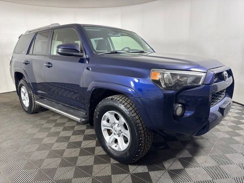 Used 2016 Toyota 4Runner SR5 image 1
