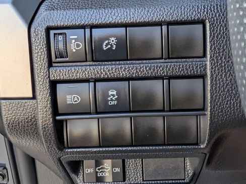 Used 2025 Toyota Tacoma TRD Sport AWD/4WD image 23