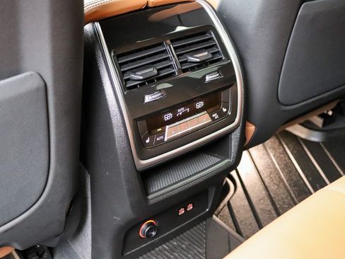 Used 2025 BMW X5 xDrive50e w/ Executive Package AWD/4WD image 20