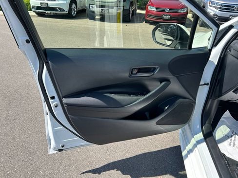 Used 2024 Toyota Corolla LE FWD image 22