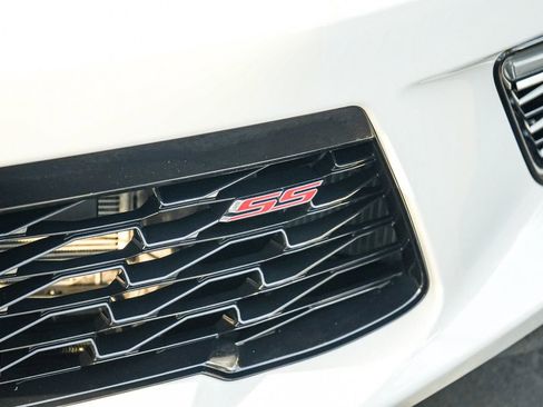 Used 2017 Chevrolet Camaro SS RWD image 11